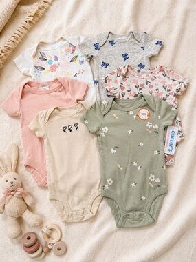 6pc 0-3 Month Baby Girl Onesie Bundle | Carter’s & More | Floral Neutral